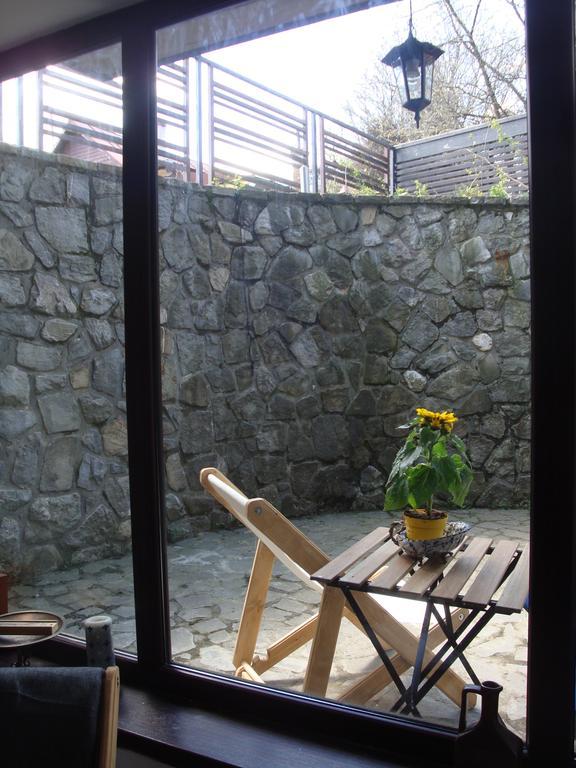 Casuta De Piatra Villa Busteni Bagian luar foto